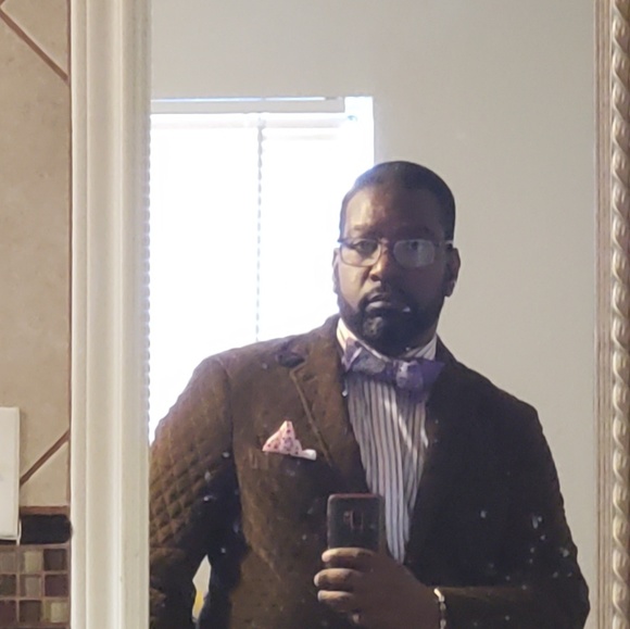 Meet your Posher, Kevin - Picture 3 of 4